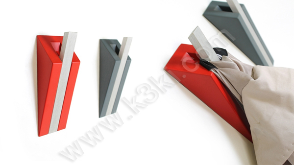 أغرب وأروع 15 تصميم لحمالات الثياب