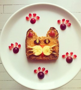 طبق بشكل قط لطفلك