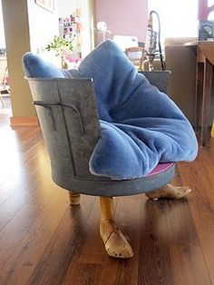 أشكال كراسي مضحكة