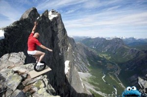 أكثر اللقطات والصور حماقة ومخاطرة18