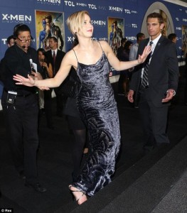 الممثله جينفر2